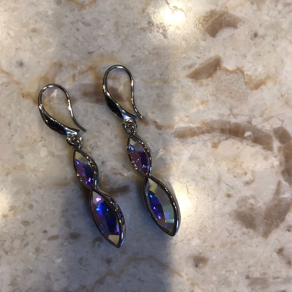 Touchstone Crystal Swarovski TCS marquise aurora borealis drop dangle earrings - Picture 3 of 3